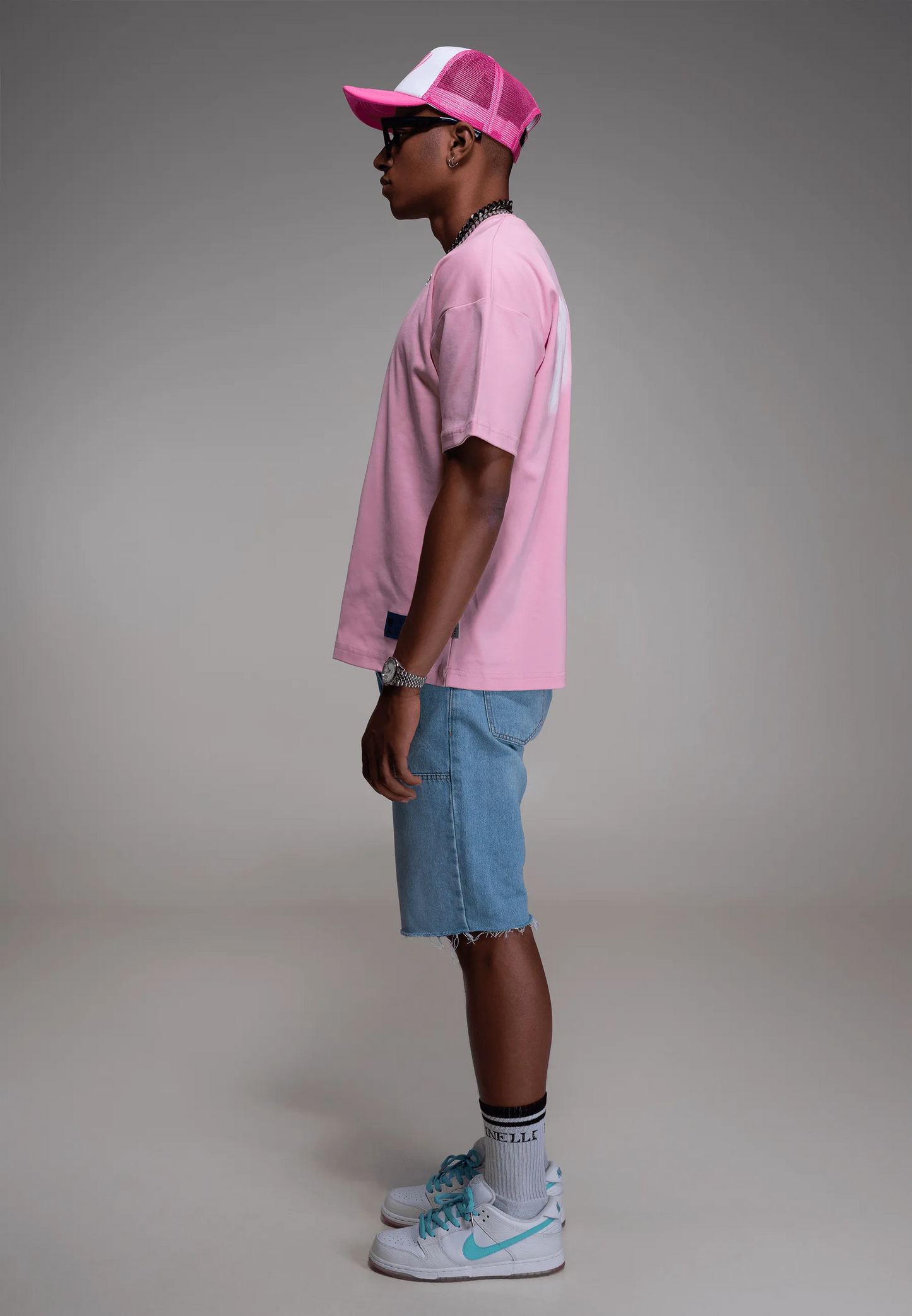 FINELLI Distorted Pink Logo T-Shirt - HIDEOUT