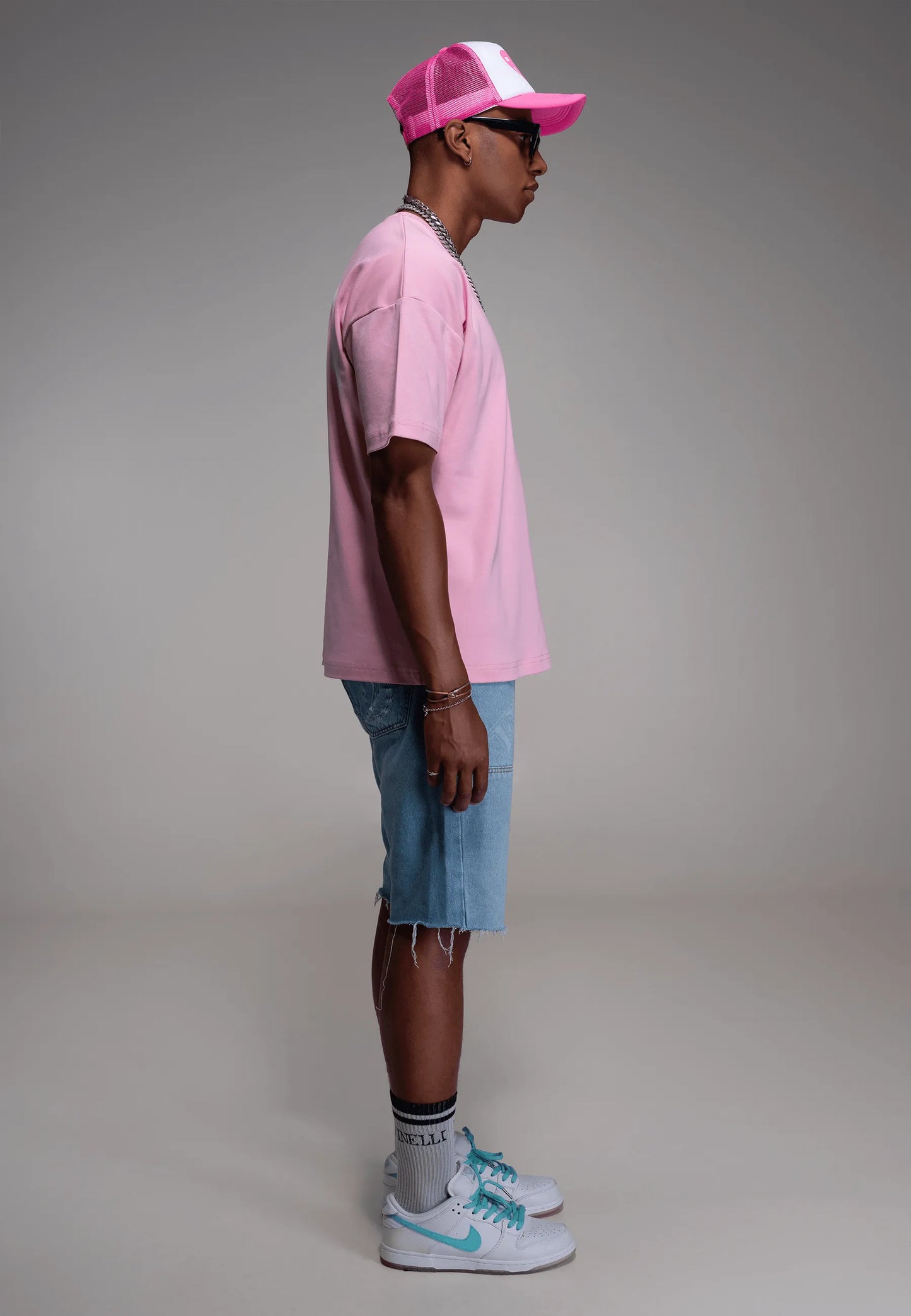 FINELLI Distorted Pink Logo T-Shirt - HIDEOUT