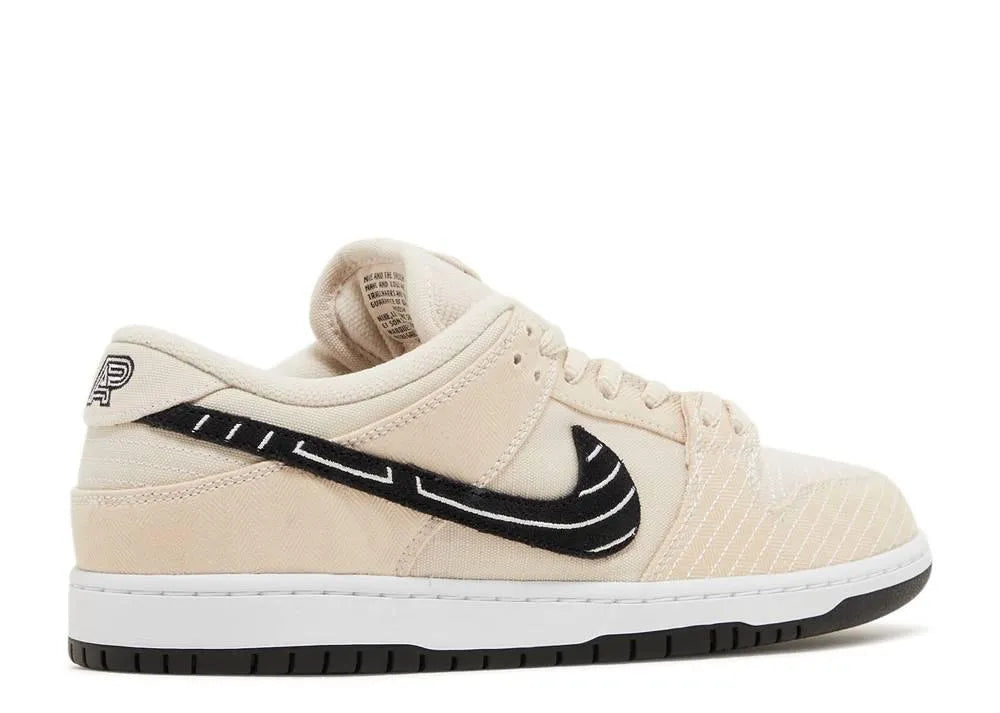 Nike Dunk SB Low Albino & Preto - HIDEOUT