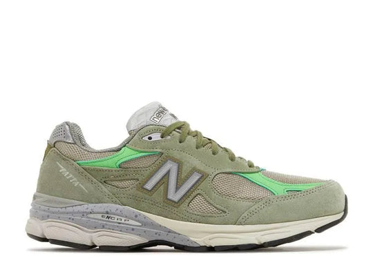 New Balance 990v3 x Patta Green