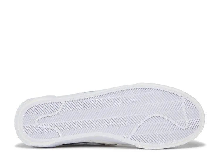 Nike Blazer Low Sacaï White - HIDEOUT