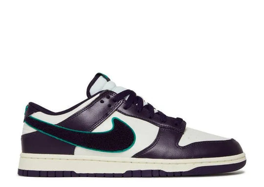 Nike Dunk Low Chenille Grand Purple