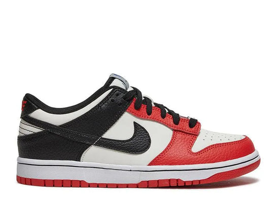 Nike Dunk Low EMB Chicago (GS)