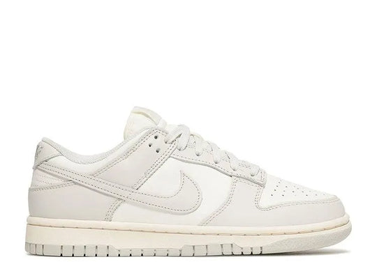 Nike Dunk Low Light Bone (W)