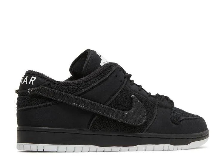 Nike SB Dunk Low Gnarhunters - HIDEOUT