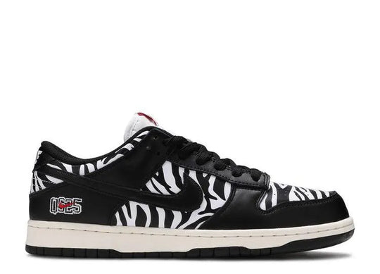 Nike SB Dunk Low Zebra