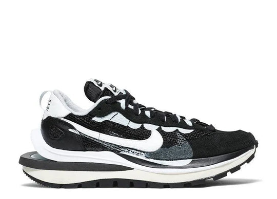 Nike Vaporwaffle Sacaï Black & White