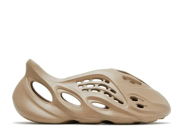 Yeezy Foam RNNR Mist - HIDEOUT