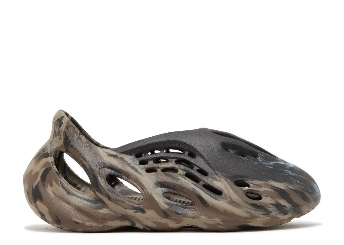 Yeezy Foam RNNR MX Cinder - HIDEOUT
