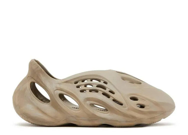 Yeezy Foam RNNR Stone Sage - HIDEOUT
