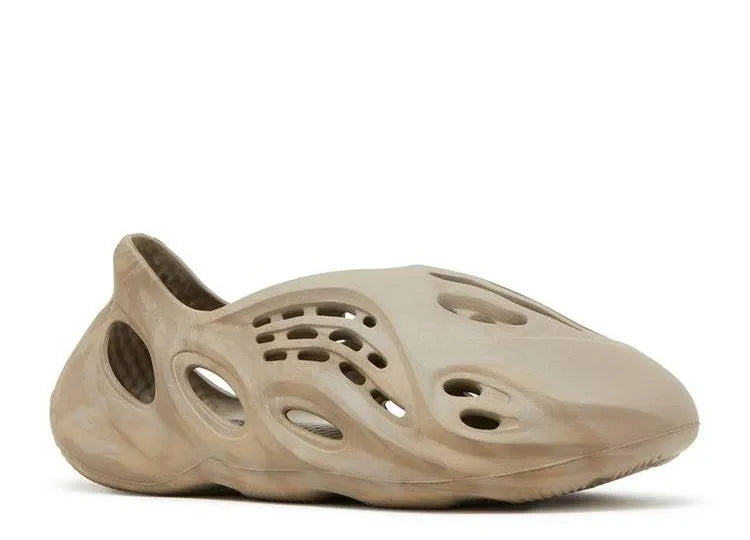 Yeezy Foam RNNR Stone Sage - HIDEOUT