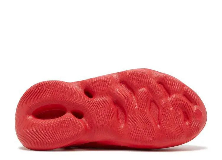 Yeezy Foam RNNR Vermillion (Kids) - HIDEOUT