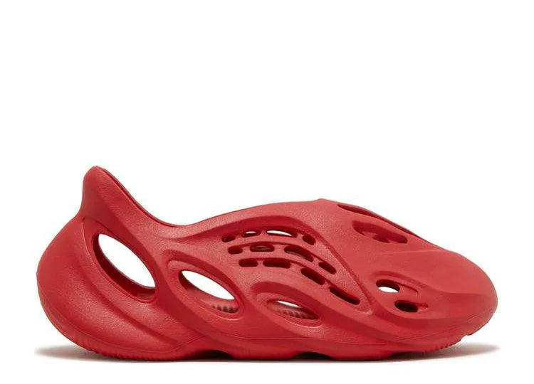 Yeezy Foam RNNR Vermillon - HIDEOUT